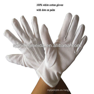 guantes de algodón blanco vestido de dama vistiendo